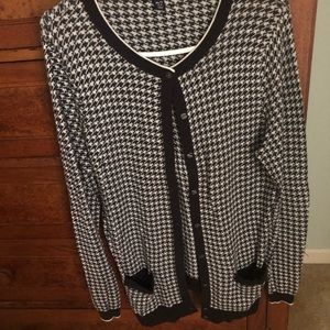 Lands’ End Houndstooth Sweater